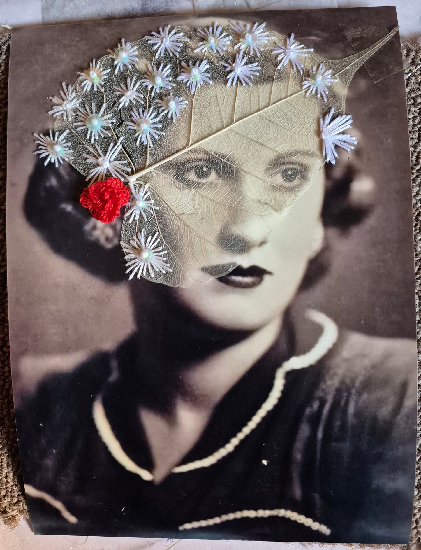 Grandma's Portrait (Real Leaf)